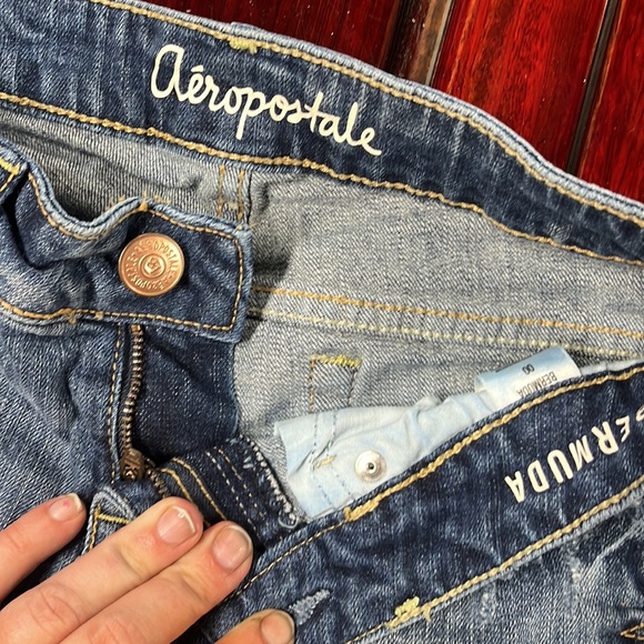 Aeropostale Bermuda shorts size 00 - Picture 2 of 3